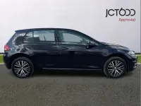 Used VW Golf VII SE 113 HP (83 kW) 2018 Black Hatchback