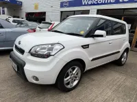 Used Kia Soul 126 HP (92 kW) 2010 White SUV