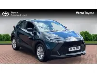 Used Toyota C-HR 140 HP (102 kW) 2024 Blue SUV