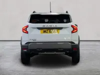 Used Dacia Duster Extreme 140 HP (102 kW) 2025 White Hatchback