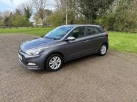 Used Hyundai i20 SE 84 HP (61 kW) 2017 Grey Hatchback