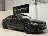 Usado Mercedes C220 AMG line 194 CV (142 kW) 2018 Negro Coupe