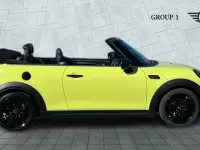 Usado Mini Cooper S Exclusive 176 HP (129 kW) 2023 Amarelo Citadino