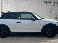 Used Mini Cooper Hatch 154 HP (113 kW) 2025 White Hatchback