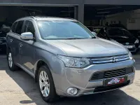 Used Mitsubishi Outlander P-HEV 2014 Grey Estate