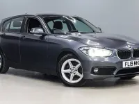 Usado BMW 116 Comfort Edition 116 CV (85 kW) 2019 Gris Utilitario