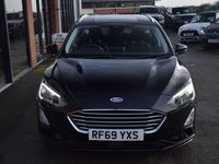 Used Ford Focus Zetec 95 HP (69 kW) 2019 Black Estate