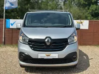 Used Renault Trafic 2017 Silver MPV