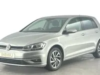 Usado VW Golf VII Match 116 HP (85 kW) 2019 Prateado Citadino