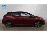 Second-hand Nissan Leaf N-Connecta 110 kW (150 CP) 2022 Roșu Hatchback