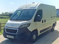 Used Peugeot Boxer 140 HP (102 kW) 2019 White Van