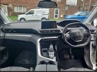 Used Peugeot 3008 Allure 120 HP (88 kW) 2017 White SUV