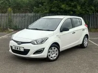 Used Hyundai i20 2014 White Hatchback
