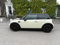 Used Mini Cooper Hatch 120 HP (88 kW) 2007 White Hatchback