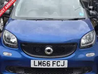 Used Smart ForFour Passion 71 HP (52 kW) 2016 Blue Hatchback