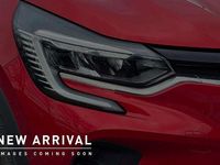Usado Renault Captur Iconic 91 HP (66 kW) 2022 Vermelho SUV