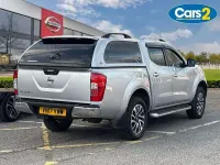 Begagnad Nissan Navara Tekna 190 HK (139 kW) 2017 Silver Pickup