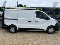 Gebraucht Vauxhall Vivaro 90 PS (66 kW) 2014 Weiß Van / Kleinbus