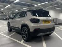 Used Jeep Avenger Summit 100 HP (73 kW) 2025 SUV