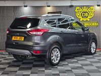 Usado Ford Kuga Titanium 2015 Gris SUV