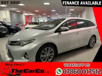 Used Toyota Auris Hybrid 136 HP (100 kW) 2014 Silver Estate