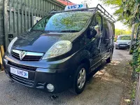 Second-hand Vauxhall Vivaro Sportive 2011 Negru Monovolum