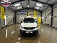 Used Peugeot Partner 100 HP (73 kW) 2022 White MPV