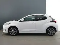 Used Toyota Yaris 116 HP (85 kW) 2022 White Hatchback