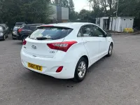 Used Hyundai i30 SE 110 HP (80 kW) 2015 White Hatchback