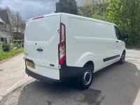 Usado Ford Transit Custom 130 HP (95 kW) 2023 Branco Van