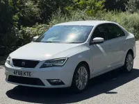 Used Seat Toledo XCELLENCE 110 HP (80 kW) 2018 White Hatchback