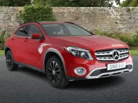 Used Mercedes GLA200 SE 156 HP (114 kW) 2018 Red SUV