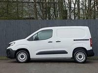 Begagnad Peugeot Partner 131 HK (96 kW) 2026 Vit Minibuss