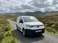 New Citroën Berlingo 130 HP (95 kW) 2026 White MPV