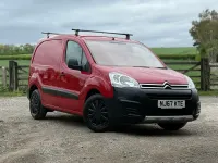 Used Citroën Berlingo XTR 100 HP (73 kW) 2017 Red MPV