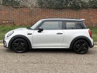 Used Mini Cooper Hatch 134 HP (98 kW) 2022 Silver Hatchback