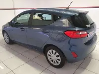 Begagnad Ford Fiesta Trend 2023 Blå Halvkombi