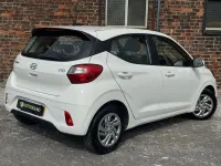 Used Hyundai i10 SE 67 HP (49 kW) 2023 White Hatchback
