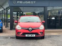 Used Renault Clio Dynamique 90 HP (66 kW) 2017 Red Hatchback
