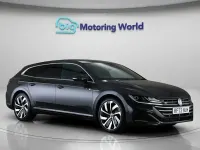 Usado VW Arteon R-line 190 HP (139 kW) 2023 Cinzento Carrinha