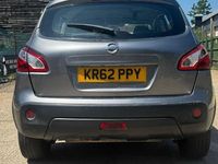 Used Nissan Qashqai Acenta 117 HP (86 kW) 2013 Grey SUV