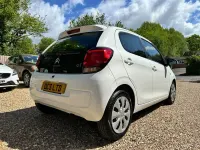 Usado Citroën C1 Feel 82 HP (60 kW) 2015 Branco Citadino