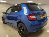 Usado Skoda Fabia Colour Edition 2017 Azul Utilitario