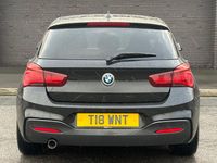 Begagnad BMW 118 M Sport 2017 Svart Halvkombi