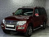 Used Mitsubishi Shogun 187 HP (137 kW) 2016 Red SUV