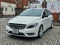 Used Mercedes B180 2014 White Hatchback