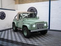 Used Land Rover Defender 120 HP (88 kW) 1987 Green Pickup