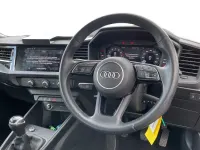 Begagnad Audi A1 2022 Grå SUV