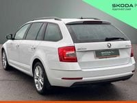 Used Skoda Octavia 140 HP (102 kW) 2019 Moon white metallic Estate