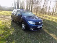 Usado Dacia Sandero Lauréate 90 CV (66 kW) 2017 Azul Utilitario